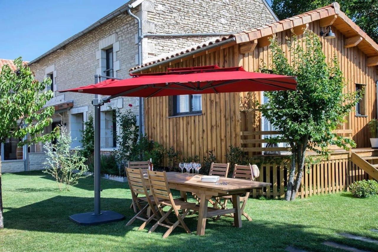 Au Logis De Bellefois - Chambres D'Hotes Neuville-du-Poitou Kültér fotó